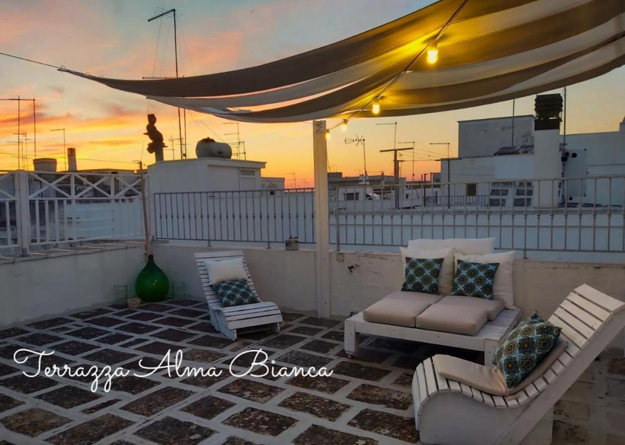 Apartmán Terrazza Alma Bianca Ostuni Exteriér fotografie
